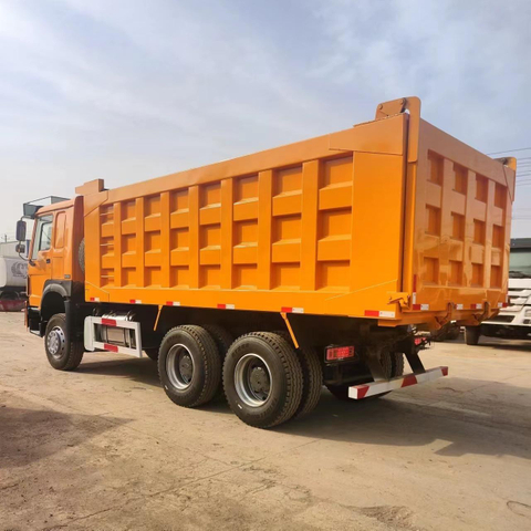 Howo a utilisé des camions à benne basculante bon marché 6 × 4 