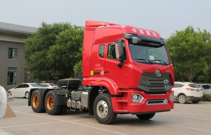 HOWO a utilisé le camion 6x4 4x4 camion de transport utilisé camion Dumper utilisé remorque à vendre