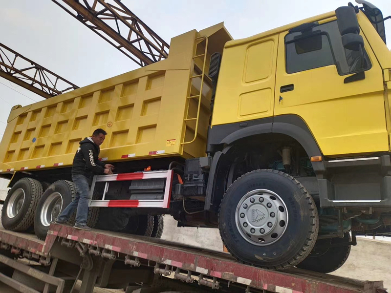 Nouveaux camions à benne basculante 4×2 à vendre