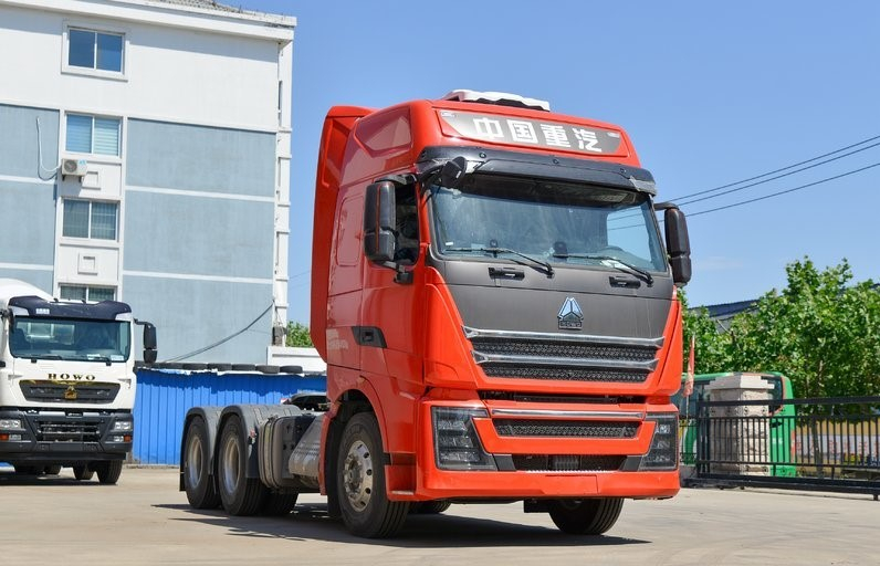 Camion tracteur de police hydraulique 6 X 4