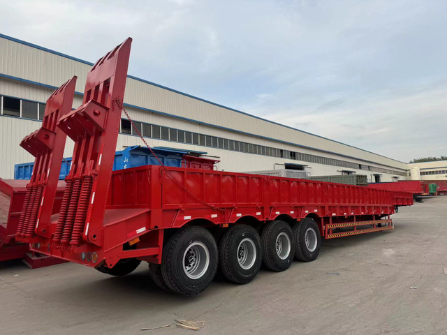 Camion et remorque Lowboy à vendre