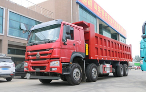 Camions à benne basculante Sinotruck HOWO8X4 robustes de 20 tonnes 30t à vendre au Zimbabwe