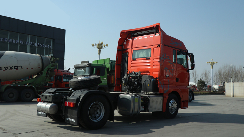 Tête de tracteur Sitrak C7H 4×2 d'occasion à vendre