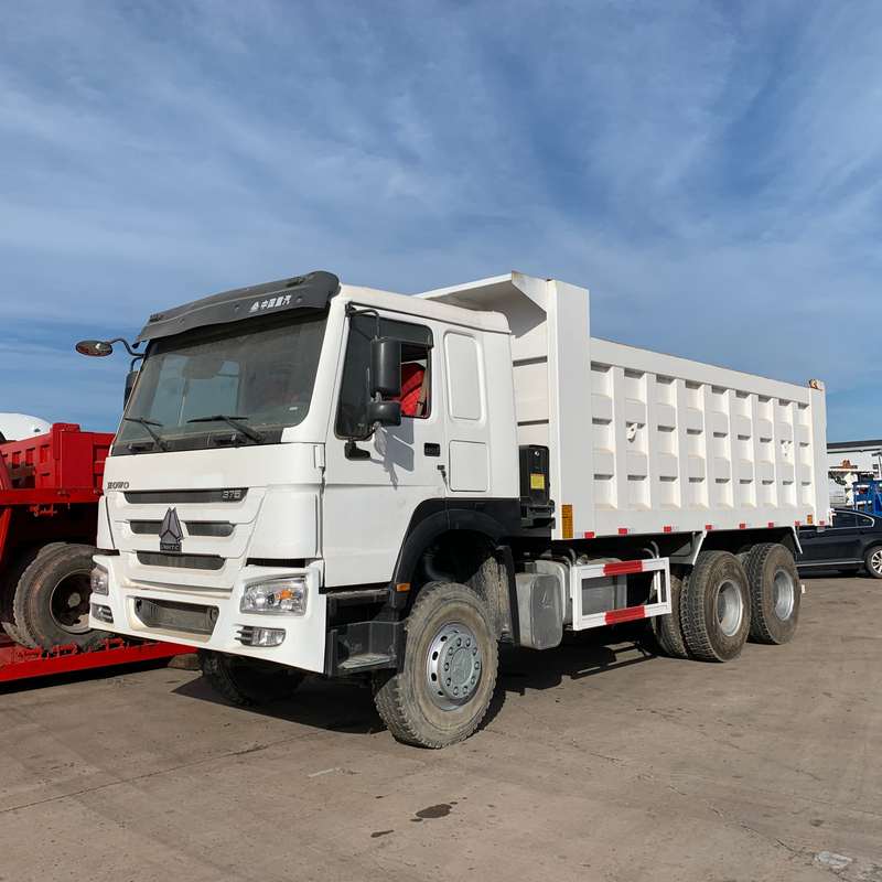 Nouveau camion à benne basculante résistant Sinotruk howo 6X4 371hp à vendre