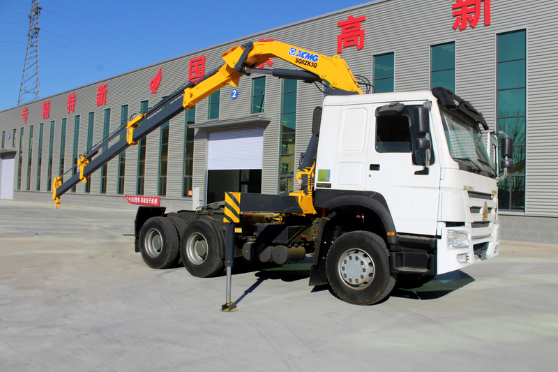 Grue montée sur camion à vendre​