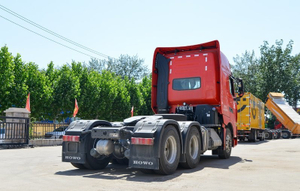 Petit camion tracteur hydraulique hors route